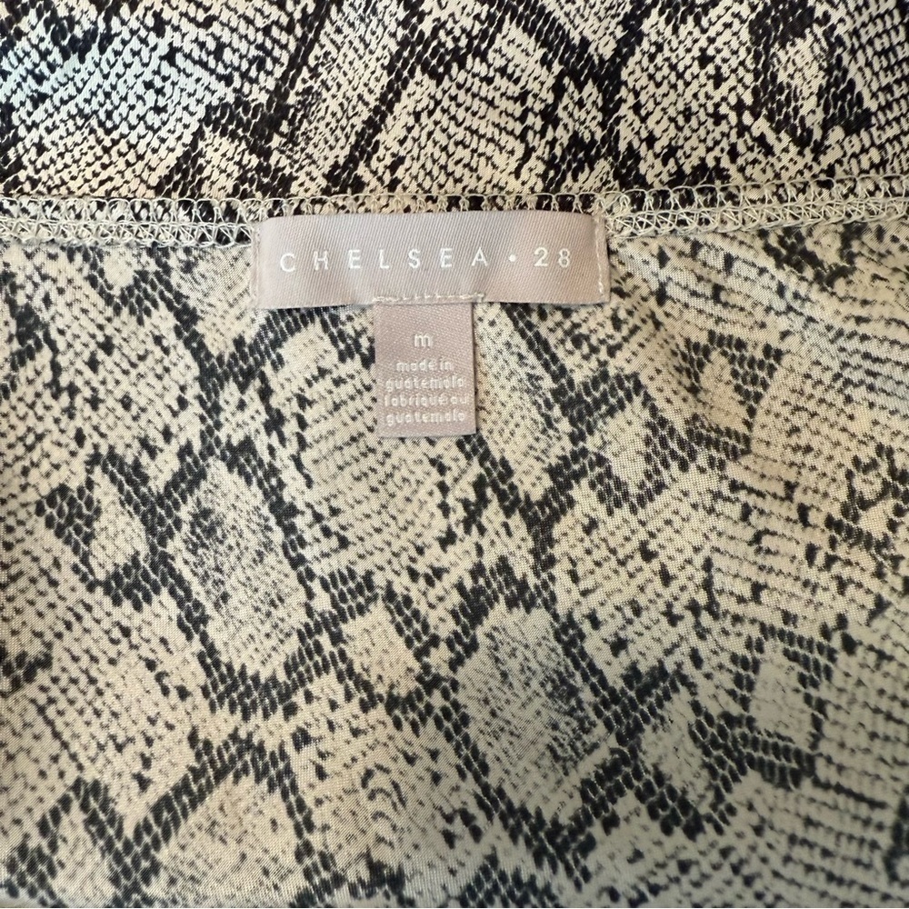 Chelsea28 Black and Gray Snake Print Midi Skirt - Picture 3 of 4